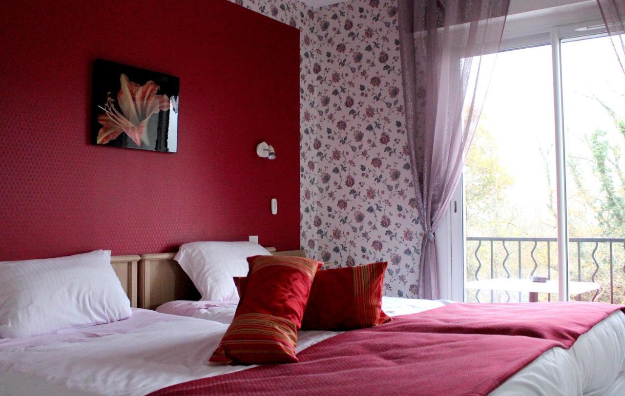 Aux Tauzins Hotell Montfort-en-Chalosse Exteriör bild