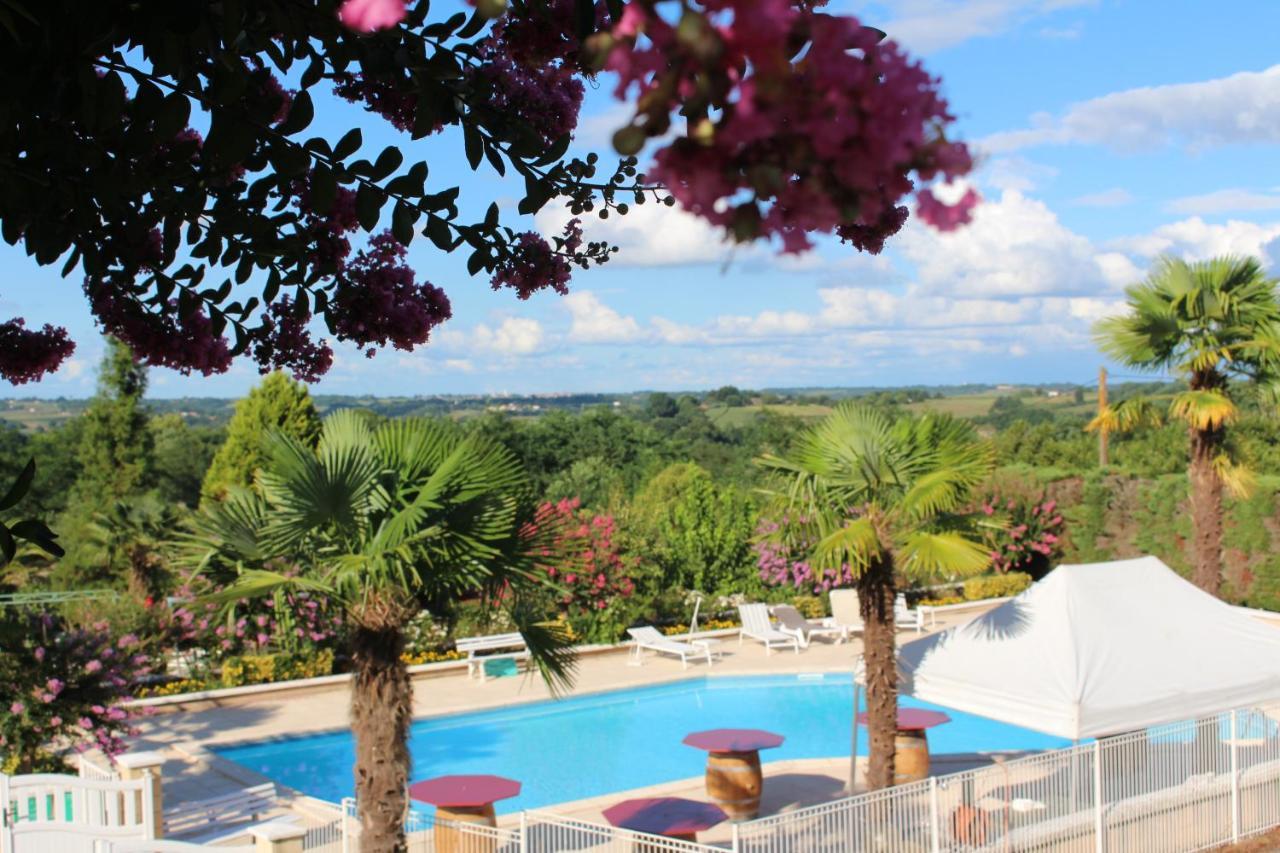 Aux Tauzins Hotell Montfort-en-Chalosse Exteriör bild
